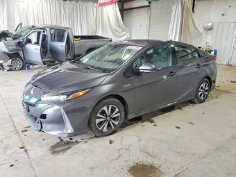 2017 Toyota Prius Plug-IN JTDKARFP8H3037628