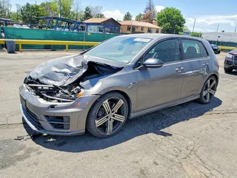 2015 Volkswagen Golf R WVWLF7AU9FW326097