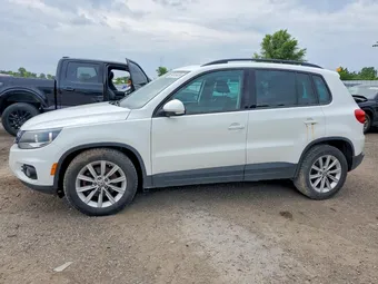 2015 Volkswagen Tiguan WVGHV7AX0FW529992