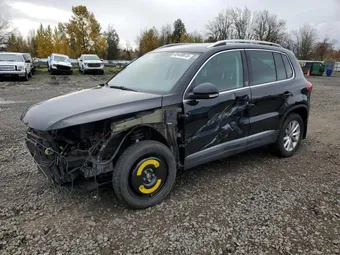 2017 Volkswagen Tiguan WVGRV7AX8HK014589