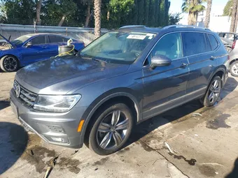 2020 Volkswagen Tiguan 3VV3B7AX3LM146049