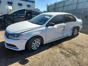 2015 Volkswagen Jetta 3VWD17AJ5FM332775 Lot 56632356