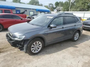 2019 Volkswagen Tiguan 3VV1B7AX2KM144492