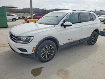 2021 Volkswagen Tiguan 3VV2B7AX1MM100555