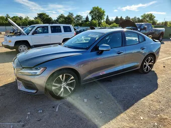 2020 Volvo S60 7JRA22TK0LG066732