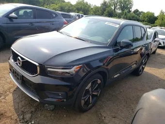 2019 Volvo XC40 YV4162UK3K2113763