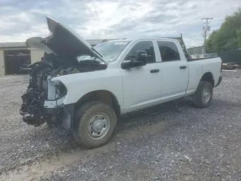 2024 Ram 2500 3C6UR5CJ9RG153243
