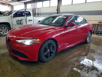 2018 Alfa Romeo ZARFAEBN4J7575570