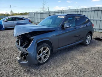 2015 BMW X1 WBAVL1C52FVY38551