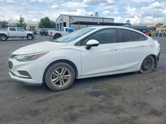 2018 Chevrolet Cruze 1G1BE5SM8J7114529