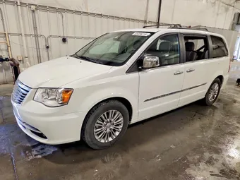2016 Chrysler Town & Country 2C4RC1CG0GR166208
