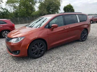 2018 Chrysler Pacifica 2C4RC1BG0JR172230 Lot 68448225