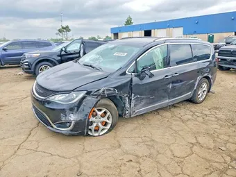 2018 Chrysler Pacifica 2C4RC1EG2JR194533 Lot 56484456