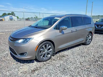 2018 Chrysler Pacifica 2C4RC1GGXJR125196