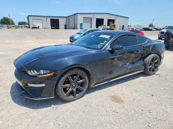2018 Ford Mustang 1FA6P8TH7J5135623