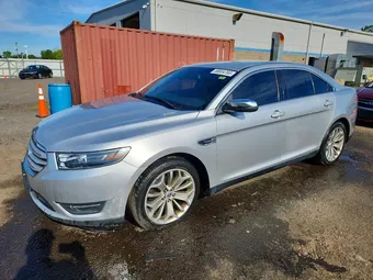 2017 Ford Taurus 1FAHP2F85HG111885