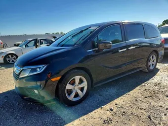 2018 Honda Odyssey 5FNRL6H71JB052680
