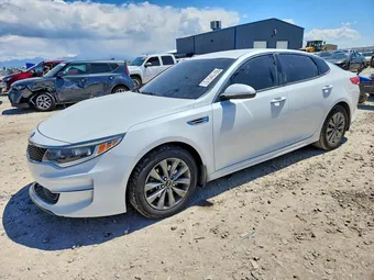 2017 Kia Optima 5XXGT4L32HG158207