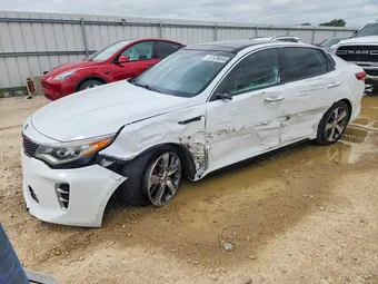 2017 Kia Optima 5XXGW4L22HG166905
