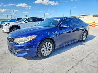 2017 Kia Optima 5XXGT4L35HG123404