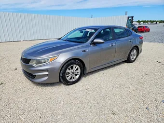 2018 Kia Optima 5XXGT4L38JG229142
