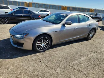 2018 Maserati Ghibli ZAM57YTA8J1286322