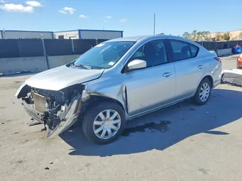 2018 Nissan Versa 3N1CN7AP0JK418011