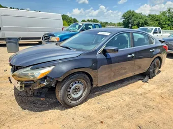 2016 Nissan Altima 1N4AL3AP5GC240927