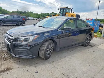 2018 Subaru Legacy 4S3BNAC68J3032890