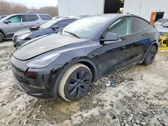 2025 Tesla Model Y 7SAYGDEE5SF287417