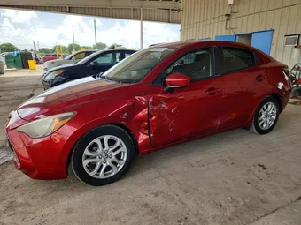 2018 Toyota Yaris 3MYDLBYV1JY302636