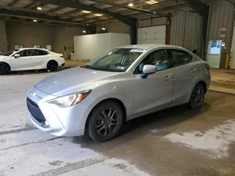 2019 Toyota Yaris 3MYDLBYV2KY504340