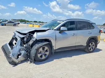 2025 Toyota RAV4 JTMRWRFV8SJ066385 Lot 57583866
