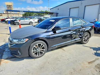 2024 Volkswagen Jetta 3VWBM7BU3RM090970
