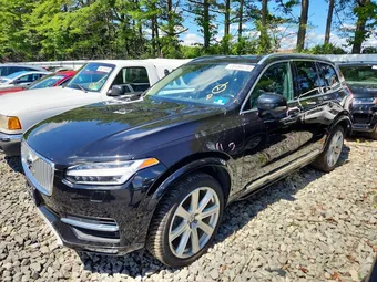 2016 Volvo XC90 YV4A22PL5G1017131