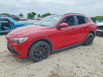 2019 Alfa Romeo ZASPAKBN8K7C31066