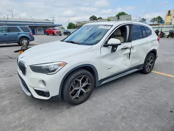2018 BMW X1 WBXHT3C33J5K21133