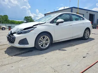 2019 Chevrolet Cruze 1G1BE5SM7K7146969