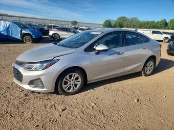 2019 Chevrolet Cruze 1G1BC5SM9K7141567