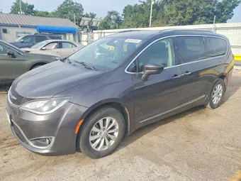2019 Chrysler Pacifica 2C4RC1BG2KR652044 Lot 58187516