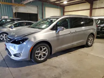 2018 Chrysler Pacifica 2C4RC1GG6JR130878 Lot 58097786