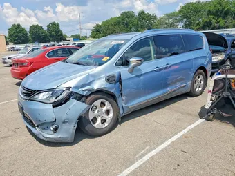 2017 Chrysler Pacifica 2C4RC1N77HR798122 Lot 60800056