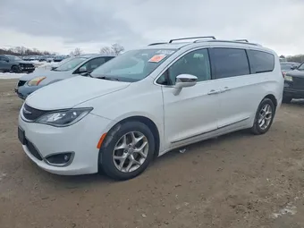 2019 Chrysler Pacifica 2C4RC1GG3KR730517