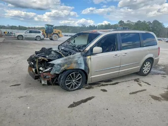2016 Chrysler Town & Country 2C4RC1BG1GR281465