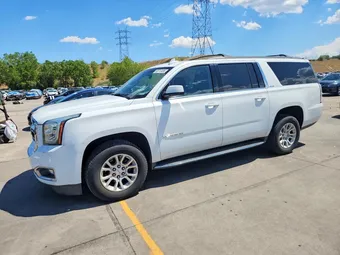 2018 GMC Yukon XL 1GKS2FKC2JR362989