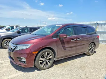 2018 Honda Odyssey 5FNRL6H93JB049717