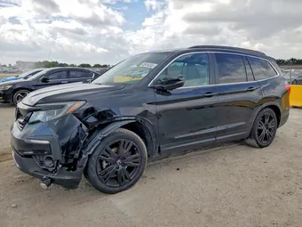 2022 Honda Pilot 5FNYF5H24NB019597