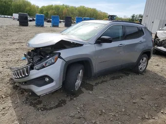 2022 Jeep Compass 3C4NJDBB6NT233058