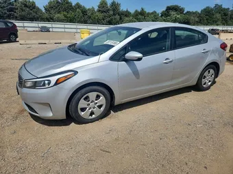 2017 Kia Forte 3KPFK4A72HE066799 Lot 59119186