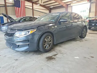 2016 Kia Optima 5XXGT4L11GG022504